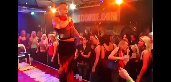  Cheeks in club drilled undress dancer